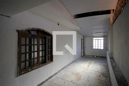 Casa à venda com 80m², 2 quartos e 3 vagasGaragem