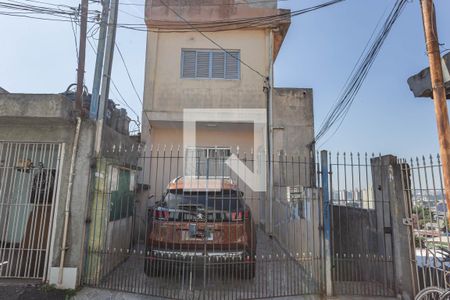 Casa para alugar com 110m², 2 quartos e sem vaga Casa para alugar com 110m², 2 quartos e sem vagaFachada