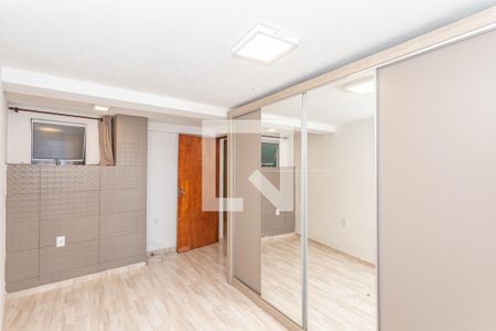 Quarto 1 de casa para alugar com 2 quartos, 110m² em São João Clímaco, São Paulo