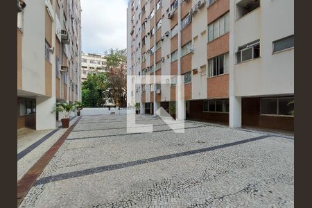 Apartamento à venda com 250m², 3 quartos e 2 vagasÁrea comum - Playground