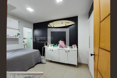 Apartamento à venda com 250m², 3 quartos e 2 vagasSuíte 2