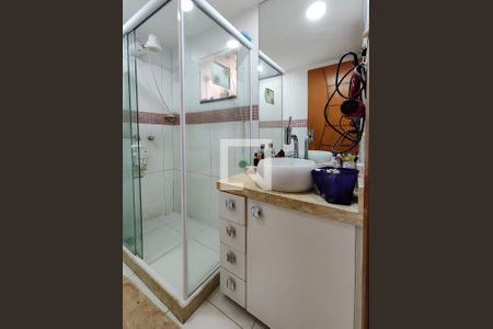 Apartamento à venda com 250m², 3 quartos e 2 vagasBanheiro da Suíte 1