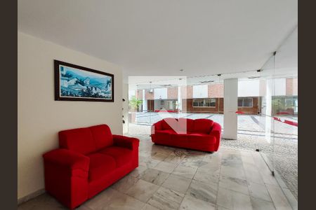 Apartamento à venda com 250m², 3 quartos e 2 vagasFachada e portaria