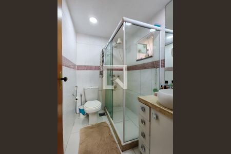 Apartamento à venda com 250m², 3 quartos e 2 vagasBanheiro da Suíte 1