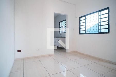 Sala  de casa à venda com 2 quartos, 240m² em Jardim Eliane, São Paulo
