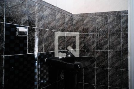 Casa para alugar com 240m², 2 quartos e 2 vagasBanheiro