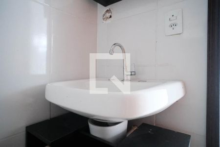 Casa para alugar com 240m², 2 quartos e 2 vagasBanheiro