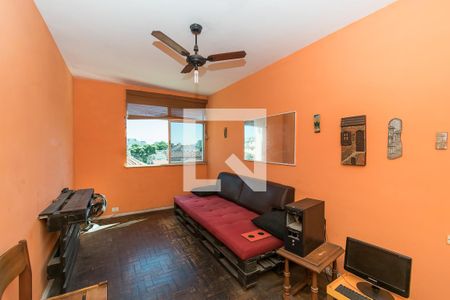 Sala de apartamento à venda com 2 quartos, 60m² em Olaria, Rio de Janeiro