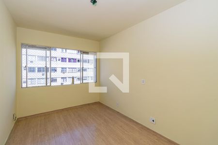 Sala de apartamento para alugar com 1 quarto, 45m² em Penha, Rio de Janeiro
