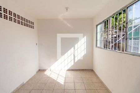 Casa para alugar com 2 quartos, 55m² em Bussocaba, Osasco