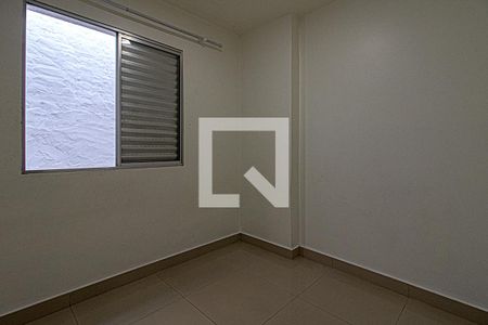 quarto_1 de casa para alugar com 1 quarto, 50m² em Jardim Patente, São Paulo