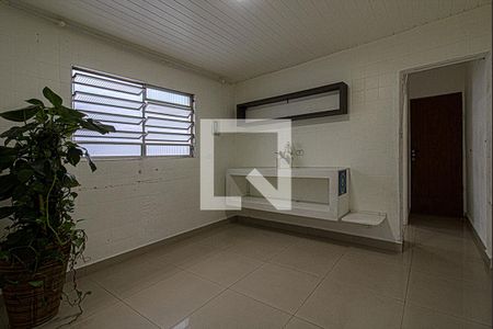 sala_3 de casa para alugar com 1 quarto, 50m² em Jardim Patente, São Paulo