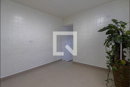 sala_2 de casa para alugar com 1 quarto, 50m² em Jardim Patente, São Paulo