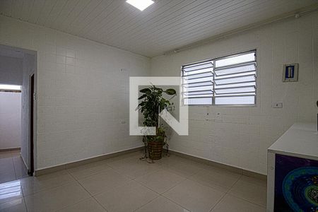 sala_1 de casa para alugar com 1 quarto, 50m² em Jardim Patente, São Paulo