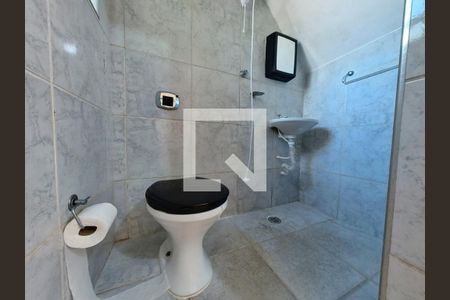 Banheiro Quarto 1 de casa para alugar com 2 quartos, 80m² em Jardim Peri, São Paulo