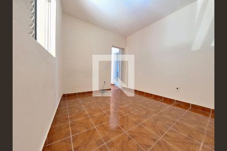 Quarto 1 de casa para alugar com 2 quartos, 80m² em Jardim Peri, São Paulo
