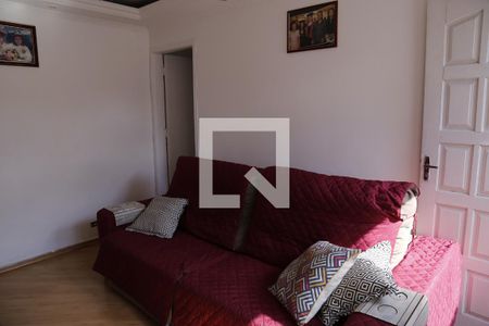 Casa à venda com 180m², 3 quartos e 2 vagasSala