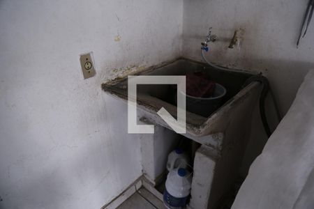 Casa à venda com 180m², 3 quartos e 2 vagasÁrea de Serviço