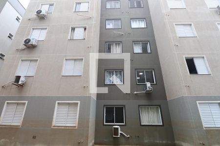 Fachada do bloco de apartamento à venda com 2 quartos, 44m² em Centro, Canoas