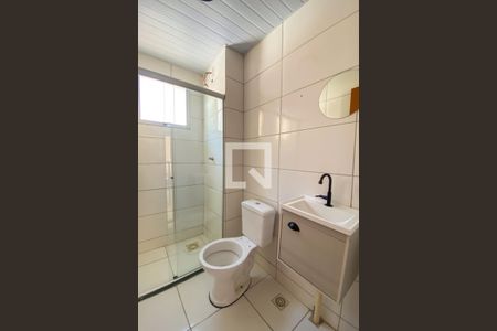 Banheiro de apartamento à venda com 2 quartos, 45m² em Betim Industrial, Betim