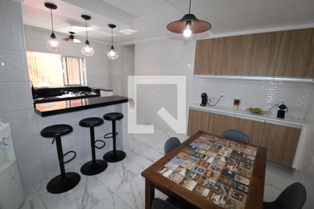 Casa à venda com 120m², 3 quartos e 2 vagasCozinha