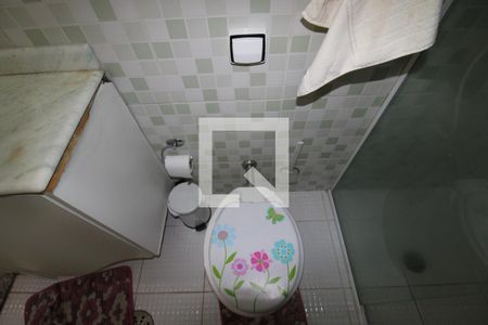 Casa à venda com 120m², 3 quartos e 2 vagasBanheiro