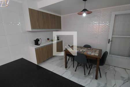 Casa à venda com 120m², 3 quartos e 2 vagasCozinha