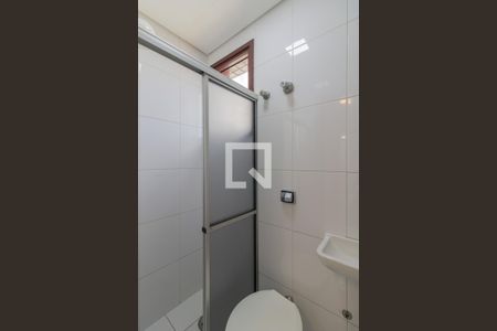 Apartamento para alugar com 200m², 4 quartos e 3 vagas Apartamento para alugar com 200m², 4 quartos e 3 vagasBanheiro de Serviço