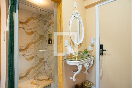 Banheiro de kitnet/studio à venda com 1 quarto, 18m² em Bela Vista, São Paulo