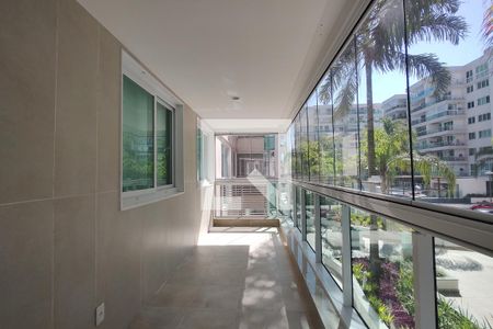 Varanda  de apartamento para alugar com 3 quartos, 120m² em Jacarepaguá, Rio de Janeiro