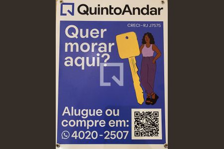 Apartamento à venda com 67m², 2 quartos e sem vaga Apartamento à venda com 67m², 2 quartos e sem vagaPlaquinha