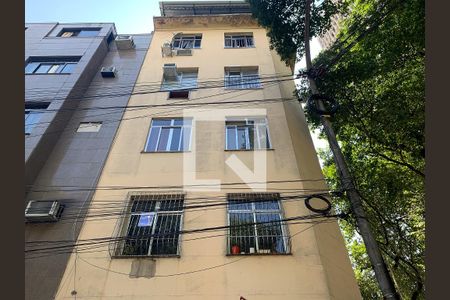 Apartamento à venda com 67m², 2 quartos e sem vaga Apartamento à venda com 67m², 2 quartos e sem vagaFachada
