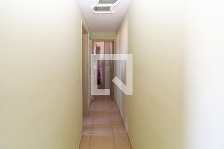 Corredor de apartamento à venda com 2 quartos, 44m² em Vila Ema, São Paulo