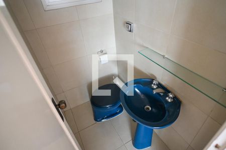 Lavabo de apartamento para alugar com 3 quartos, 120m² em Aclimação, São Paulo