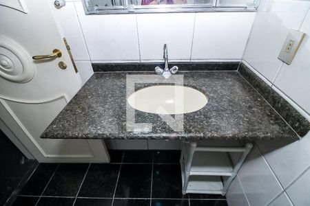 Casa à venda com 290m², 4 quartos e 2 vagasBanheiro