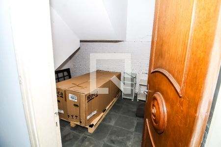 Casa à venda com 290m², 4 quartos e 2 vagasQuarto de Serviço