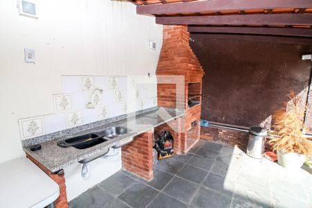 Casa à venda com 290m², 4 quartos e 2 vagasChurrasqueira