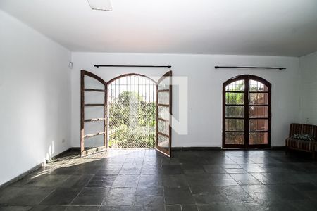 Casa à venda com 290m², 4 quartos e 2 vagasSalão