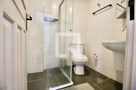 Apartamento para alugar com 69m², 2 quartos e 1 vaga Apartamento para alugar com 69m², 2 quartos e 1 vagaBanheiro Social
