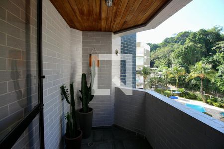 Varanda de apartamento para alugar com 2 quartos, 69m² em Jardim Las Palmas, Guarujá