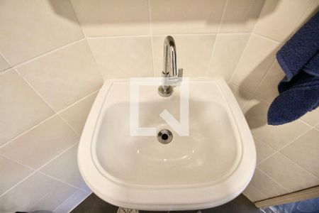 Apartamento para alugar com 69m², 2 quartos e 1 vaga Apartamento para alugar com 69m², 2 quartos e 1 vagaBanheiro Social