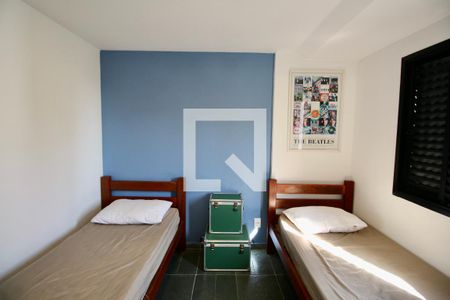 Quarto 2 de apartamento para alugar com 2 quartos, 69m² em Jardim Las Palmas, Guarujá