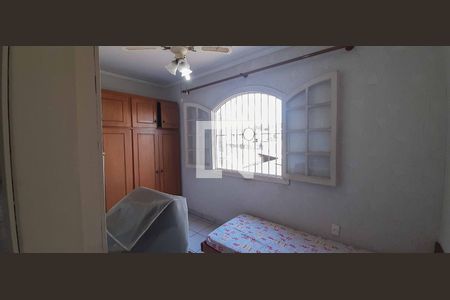 Casa à venda com 191m², 3 quartos e 2 vagas Casa à venda com 191m², 3 quartos e 2 vagasQuarto 3