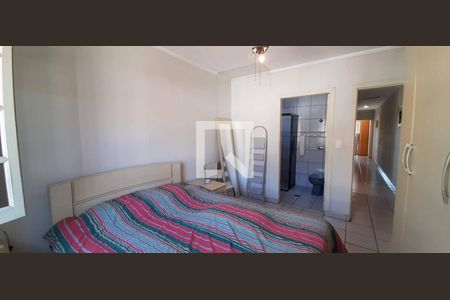 Casa à venda com 191m², 3 quartos e 2 vagas Casa à venda com 191m², 3 quartos e 2 vagasQuarto