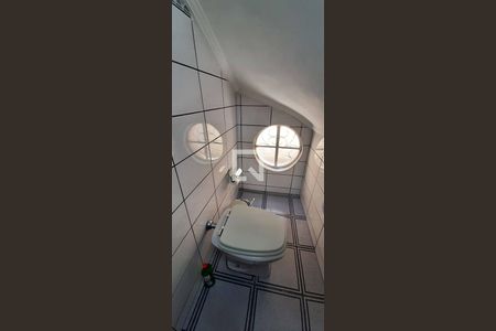 Casa à venda com 191m², 3 quartos e 2 vagas Casa à venda com 191m², 3 quartos e 2 vagasLavabo