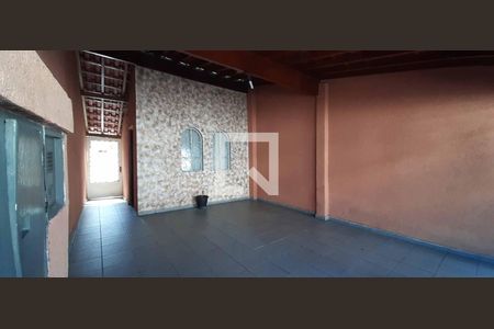 Casa à venda com 191m², 3 quartos e 2 vagas Casa à venda com 191m², 3 quartos e 2 vagasÁrea comum