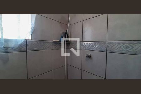 Casa à venda com 191m², 3 quartos e 2 vagas Casa à venda com 191m², 3 quartos e 2 vagasBanheiro 2