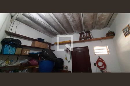 Casa à venda com 191m², 3 quartos e 2 vagas Casa à venda com 191m², 3 quartos e 2 vagasQuarto de Serviço