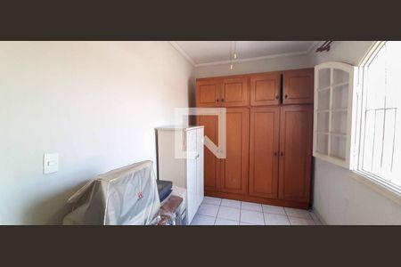 Casa à venda com 191m², 3 quartos e 2 vagas Casa à venda com 191m², 3 quartos e 2 vagasQuarto 3