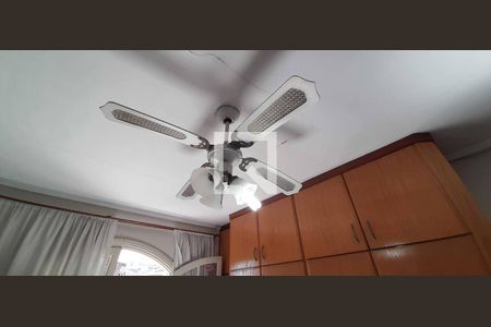 Casa à venda com 191m², 3 quartos e 2 vagas Casa à venda com 191m², 3 quartos e 2 vagasQuarto 2